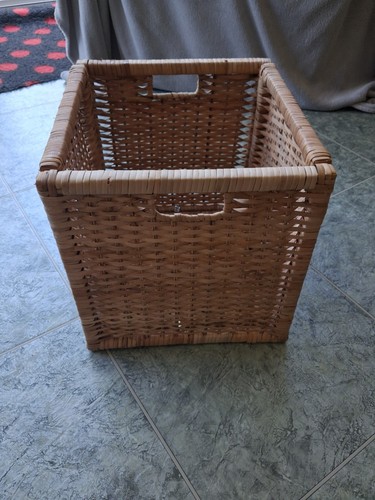 Small wicker basket - small,
