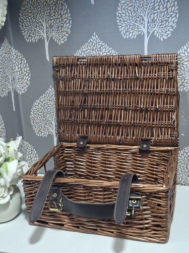 Small wicker basket - wicker,
